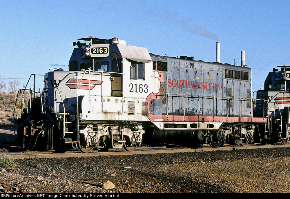 Southwestern GP7u SW #2163